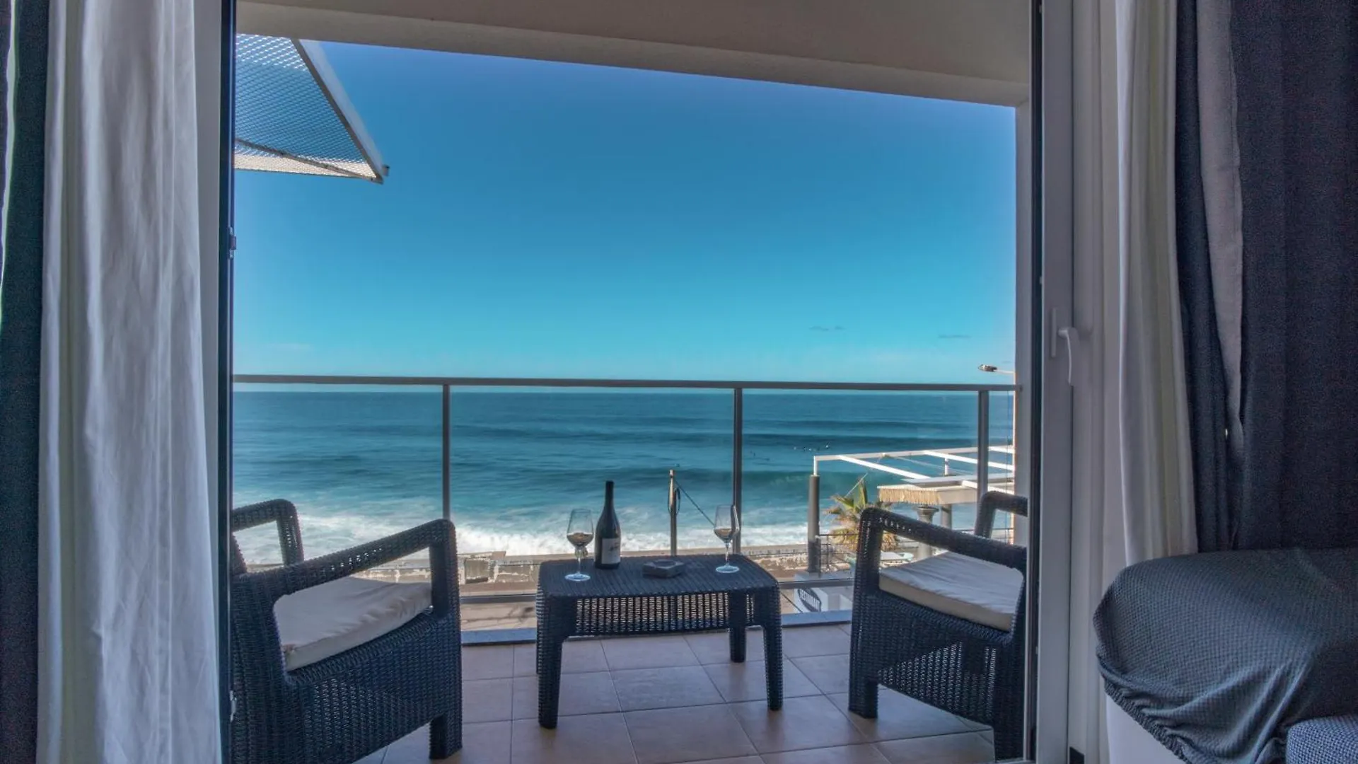 Apartment 7 On Paul Do Mar Beach