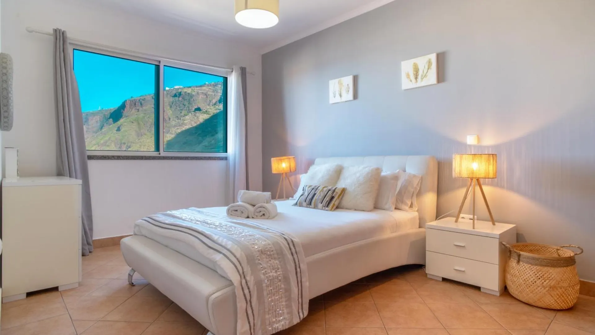 Apartment 7 On Paul Do Mar Beach